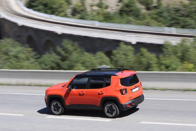 22_Renegade_Trailhawk