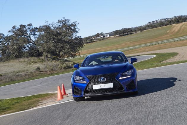 CIRCUITTEST: Lexus RC F (2014)