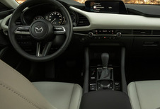 Mazda Mazda3 Sedan - 2.0 e-Skyactiv G 90kW Skycruise (2021)