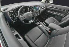 Mitsubishi Outlander - 2.0 2WD 5S Intense CVT (2020)