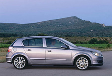 Opel Astra 5p - 1.7 CDTI 125 Cosmo (2004)