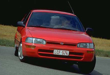 Toyota Corolla 5p - 1.3 XLi (1991)