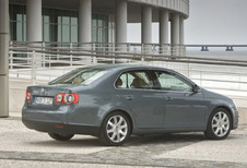 Volkswagen Jetta - 1.9 TDi BlueMotion (2005)