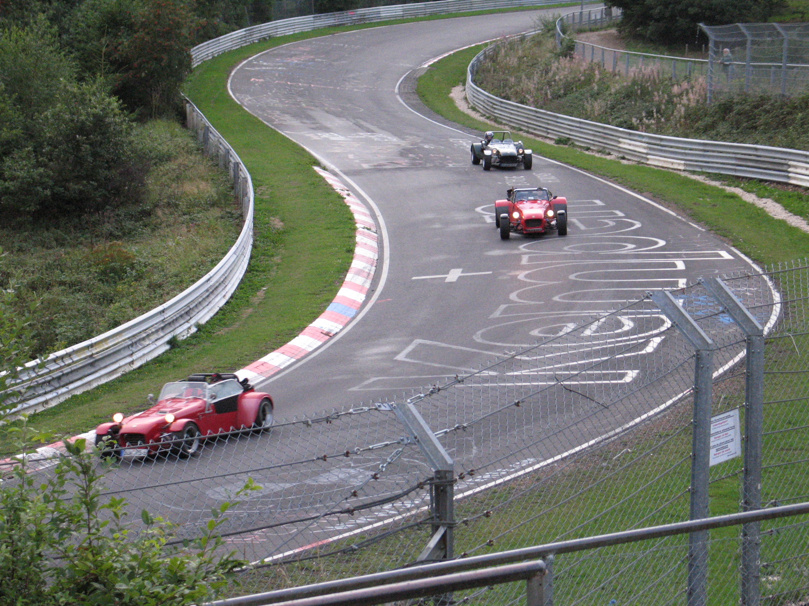 Le circuit Nürburgring a un statut de route à règles particulières