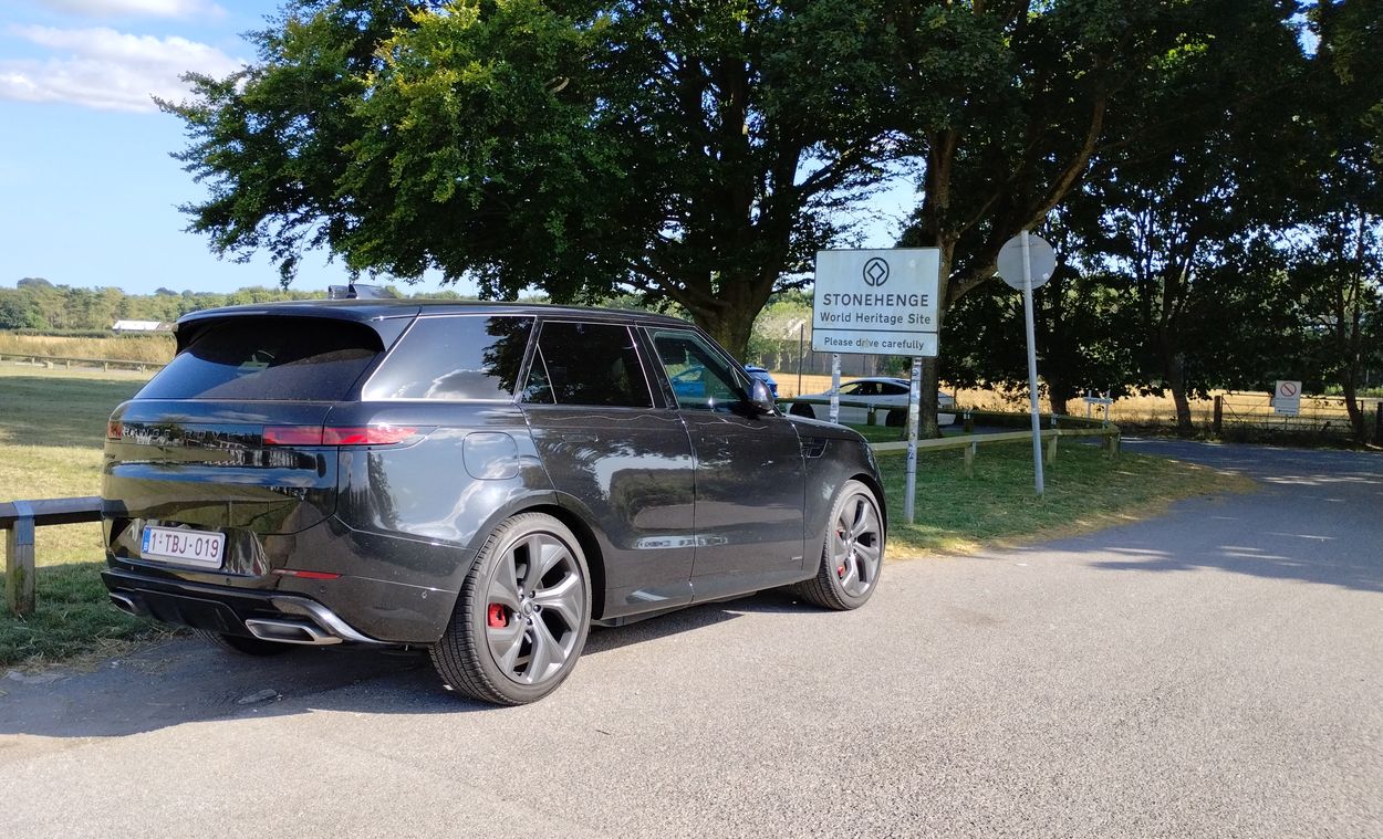 Range Rover Sport au Royaume-Uni (Stonehenge)