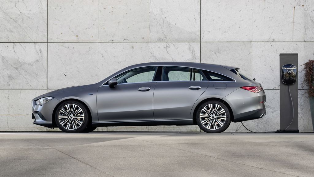 mercedes-cla-shooting-brake-250-e.jpg