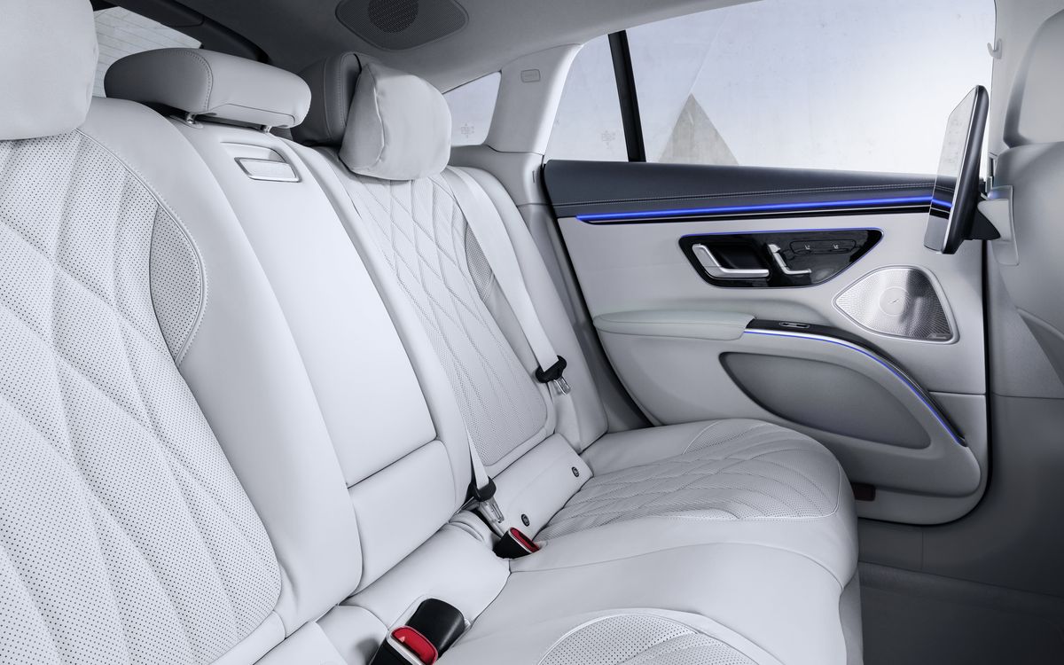 Mercedes EQS 2021 doet S-Klasse oubollig ogen - AutoWereld