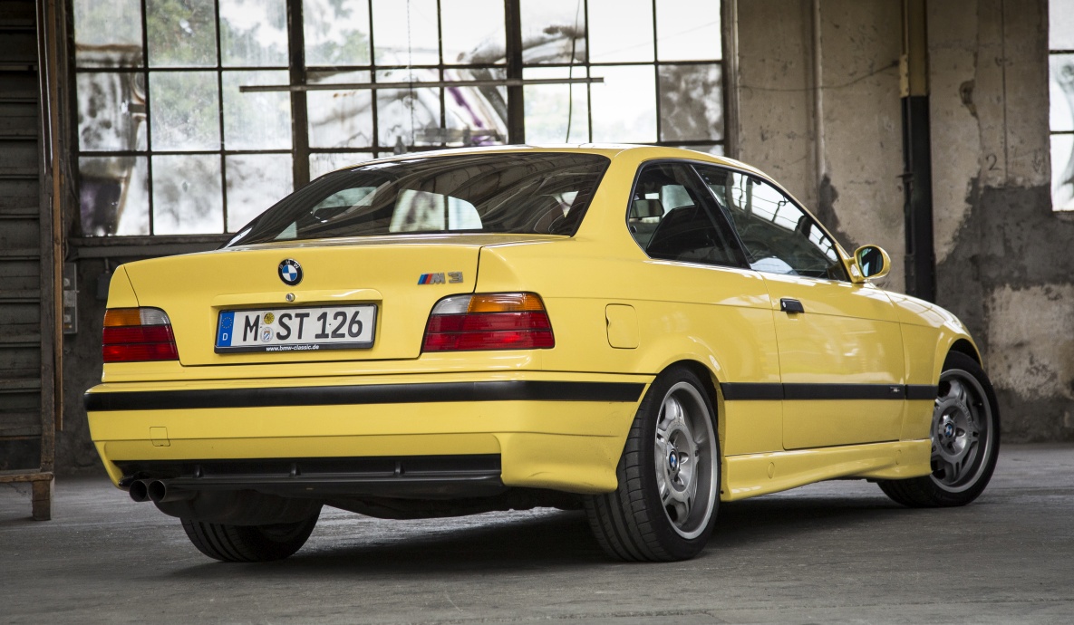 BMW M3 E36 Dakar Yellow