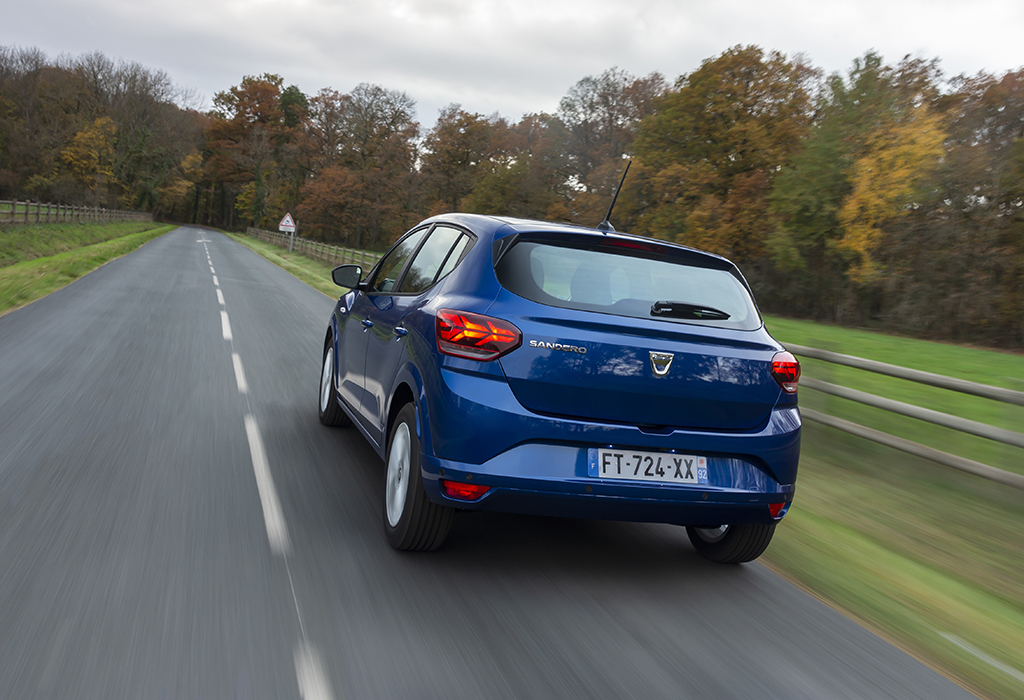 Test Dacia Sandero - AutoWereld 2020