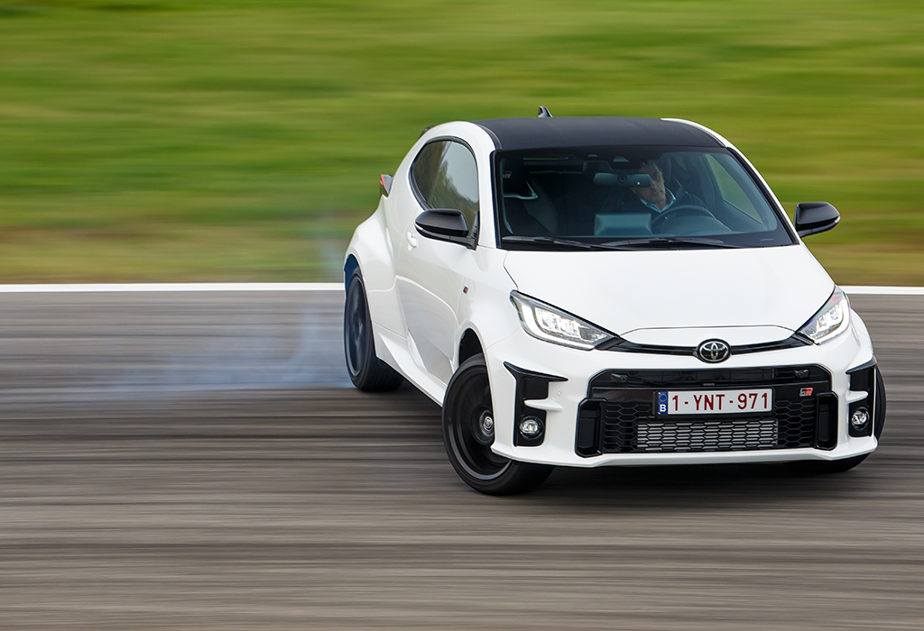 Test Toyota GR Yaris - AutoWereld 2021