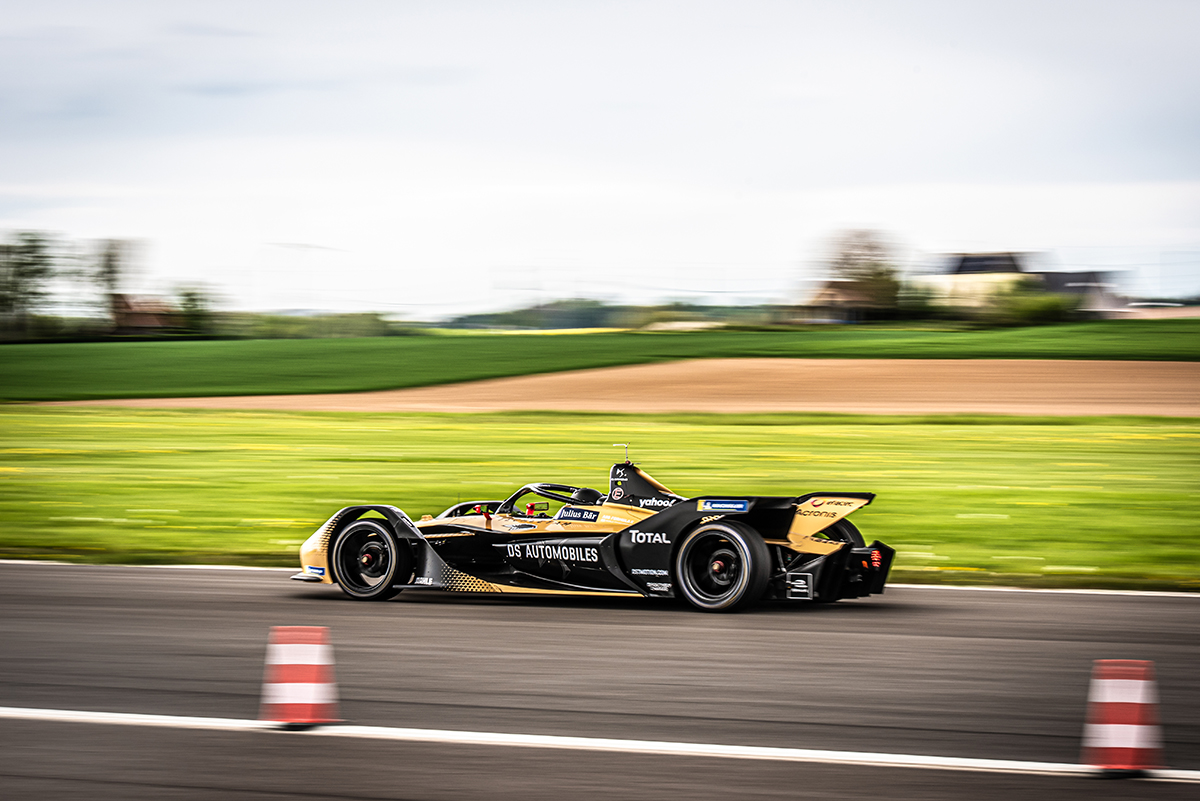 Test DS E-Tense FE21 - Essai du Moniteur Automobile