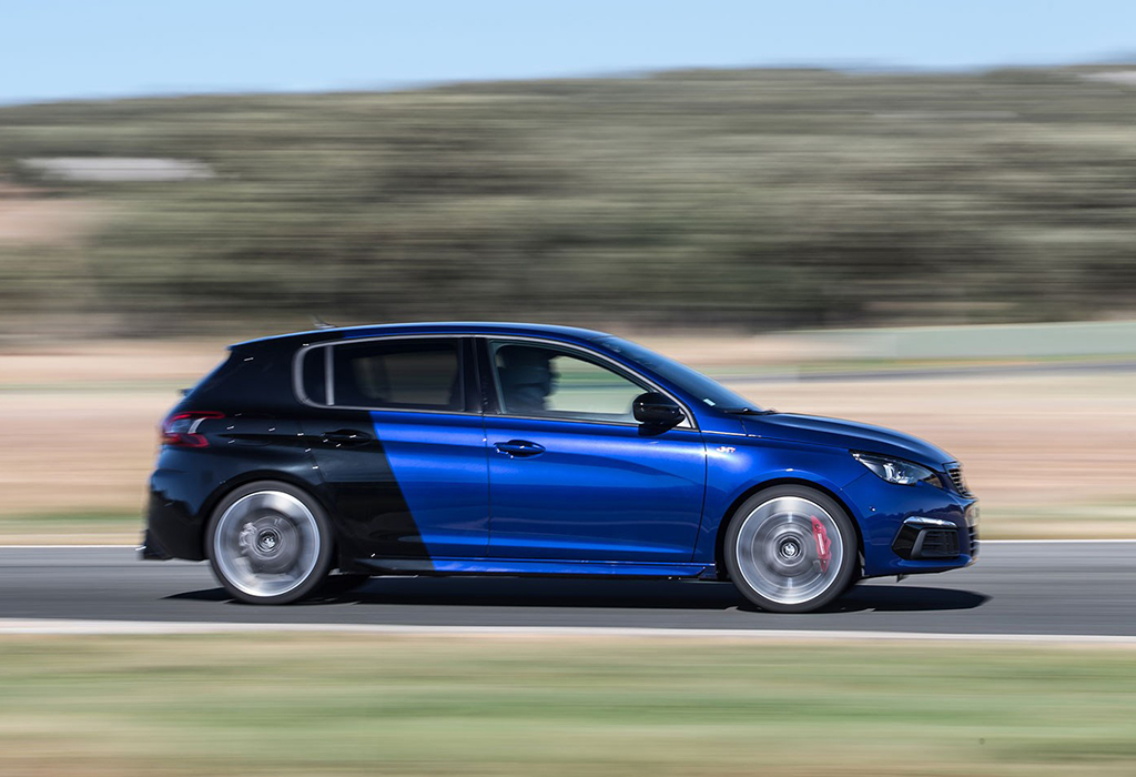 2017 Peugeot 308 GTi 270