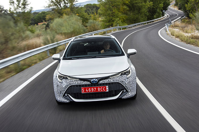 automobile TOYOTA AURIS. Opération séduction