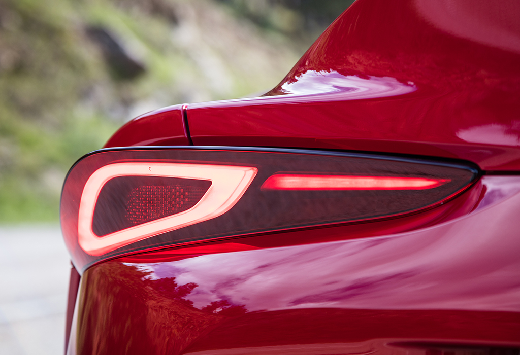2019 Toyota GR Supra AutoWereld Review