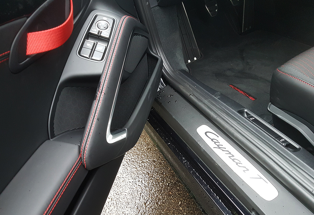 2019 Porsche 718 Cayman T - KJ (AutoWereld)