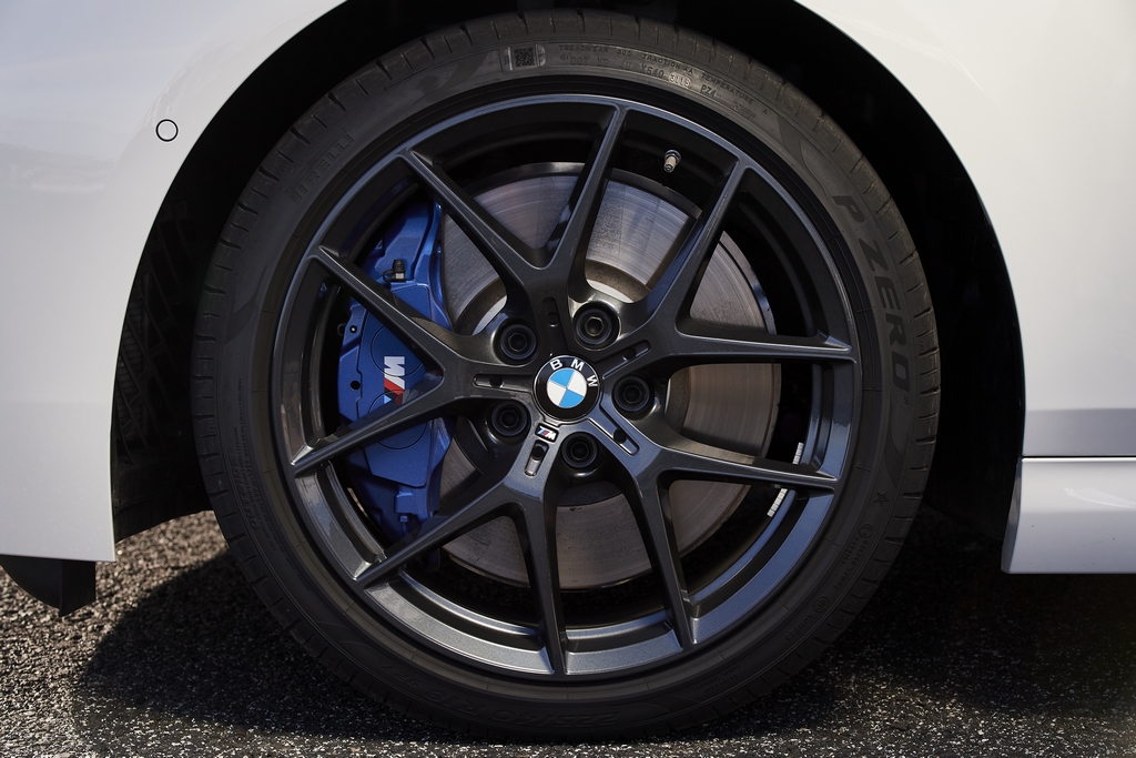Test: BMW M235i Gran Coupé - AutoWereld 2020