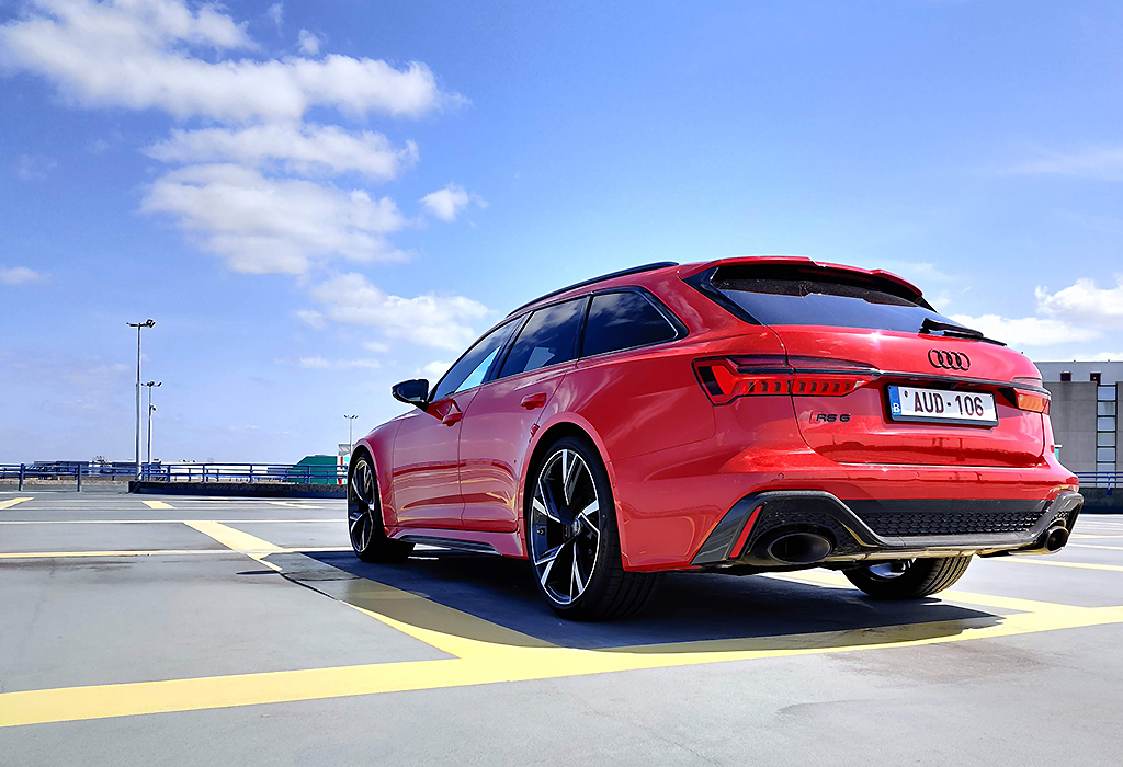 Blog / Audi RS 6 Avant / AutoGids 2020