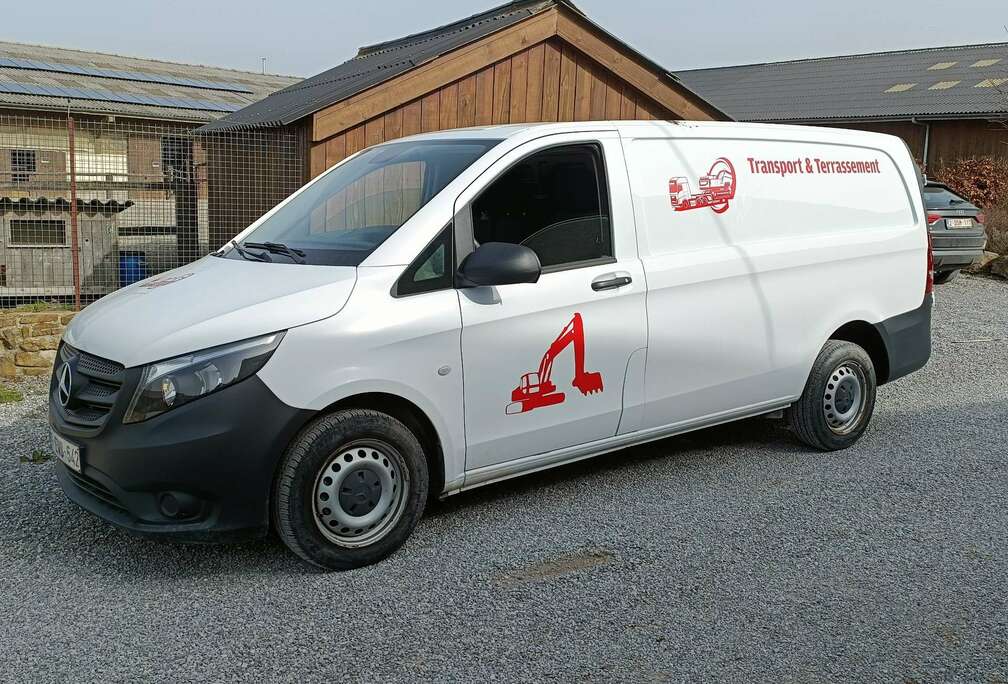 Mercedes-Benz 111 CDI 1.6 BlueTEC / TVA récupérable