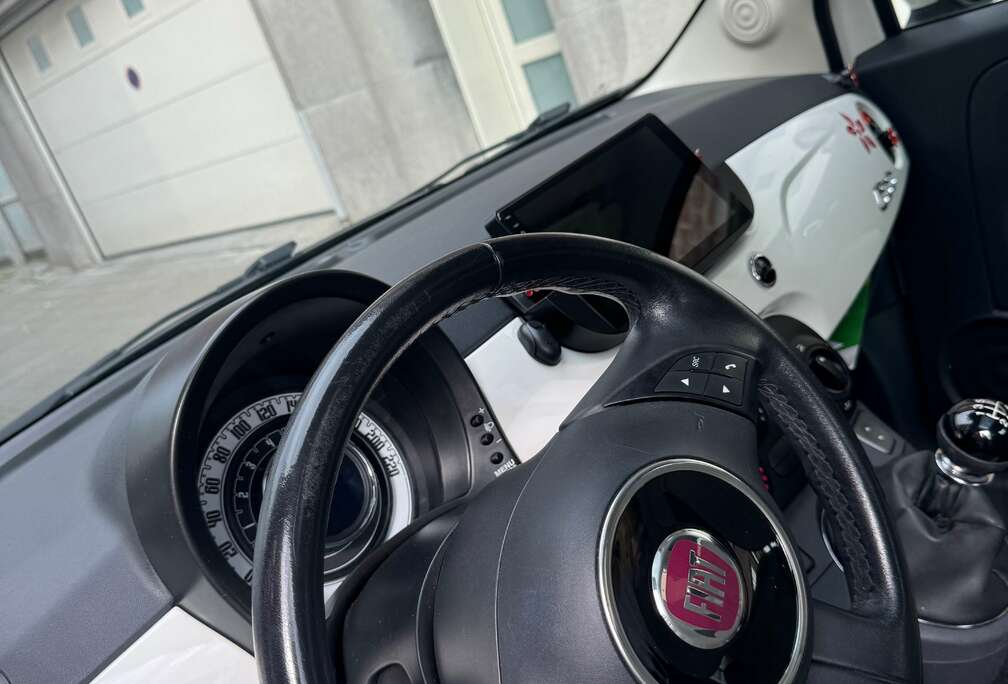 Fiat 500 1.2i Lounge PUR-02 Stop