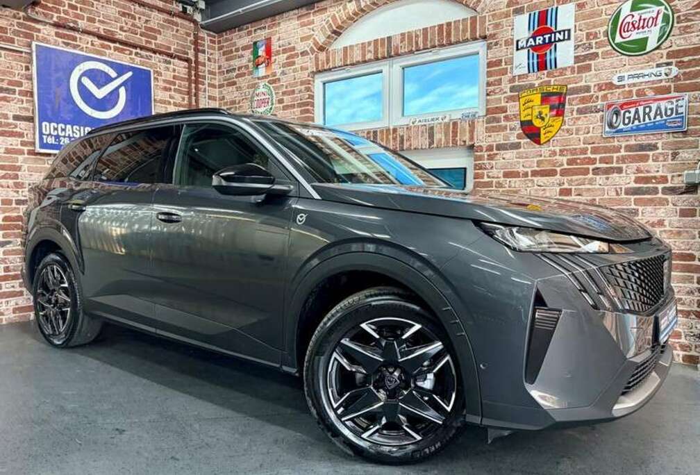 Peugeot 5008 1.2 Hybrid 145cv Auto ALLURE (véhicule Neuf
