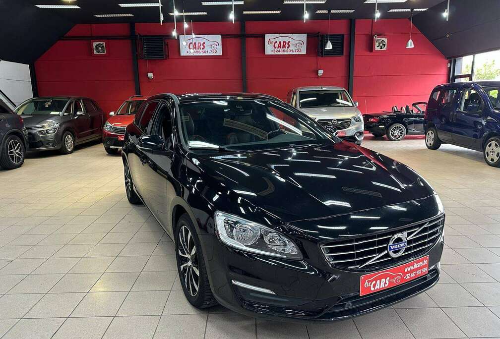 Volvo V60 1.5 T3 Momentum Geartronic*Onderhoudshistoriek*AUTOMAAT*NAVIGATIE*CAMERA*LEDER*CRUISE CONTROL
