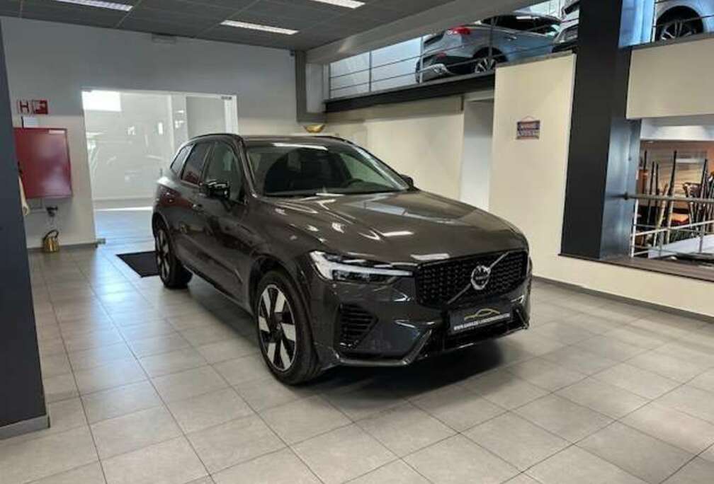 Volvo PLUS DARK PLUG-IN HYBRID AWD AUTOMAAT