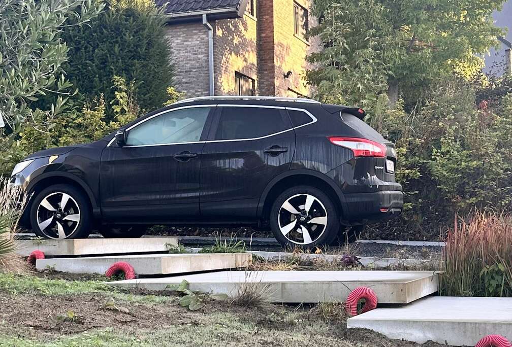Nissan 1.2 DIG-T 2WD Business Edition