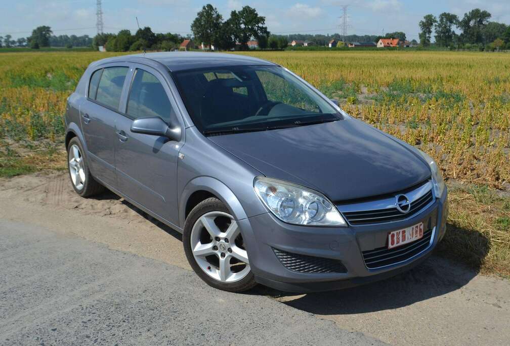Opel Astra 1.7 CDTi Sport
