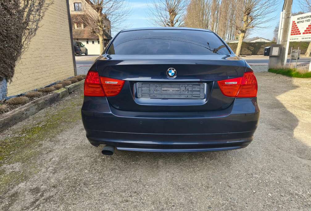 BMW 318i EURO 5 in topstaat