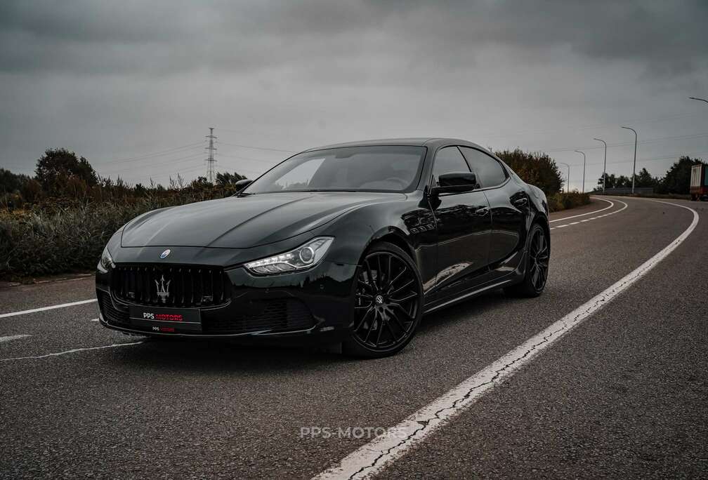 Maserati Ghibli 3.0 V6 Turbo BLACK ON BLACK