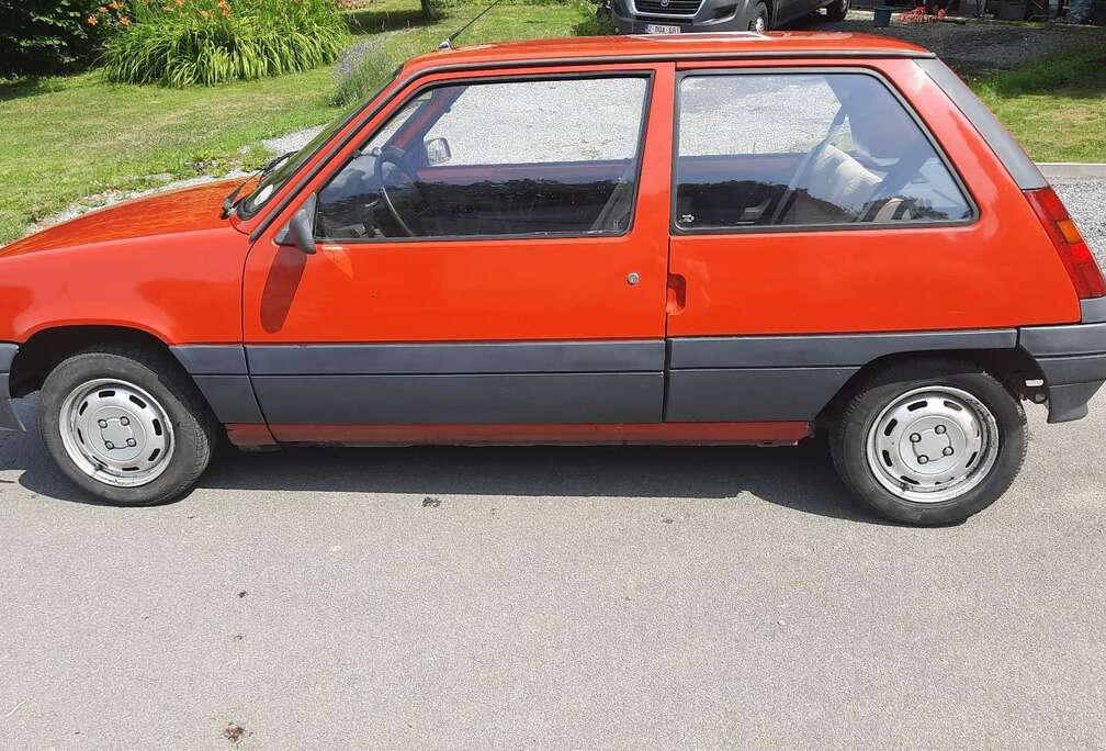 Renault 1000cc. Prête à être immatriculée. 47000 km R5