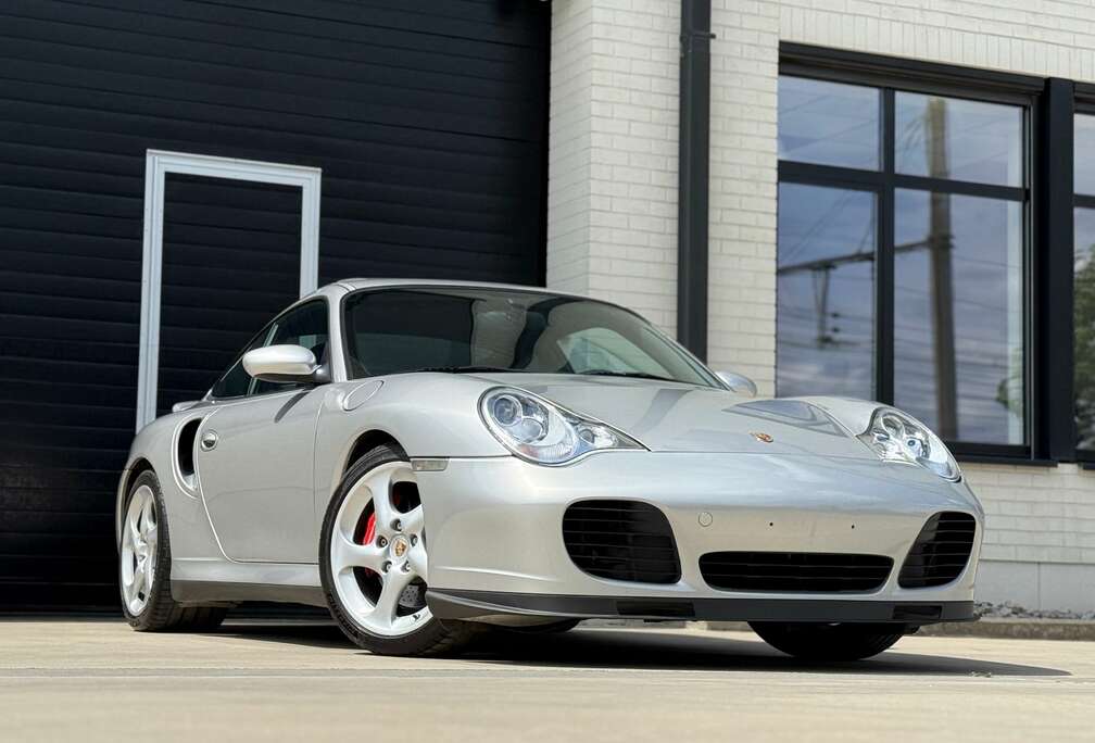 Porsche 3.6 Turbo 6v. Manual - 74.800 KM  -