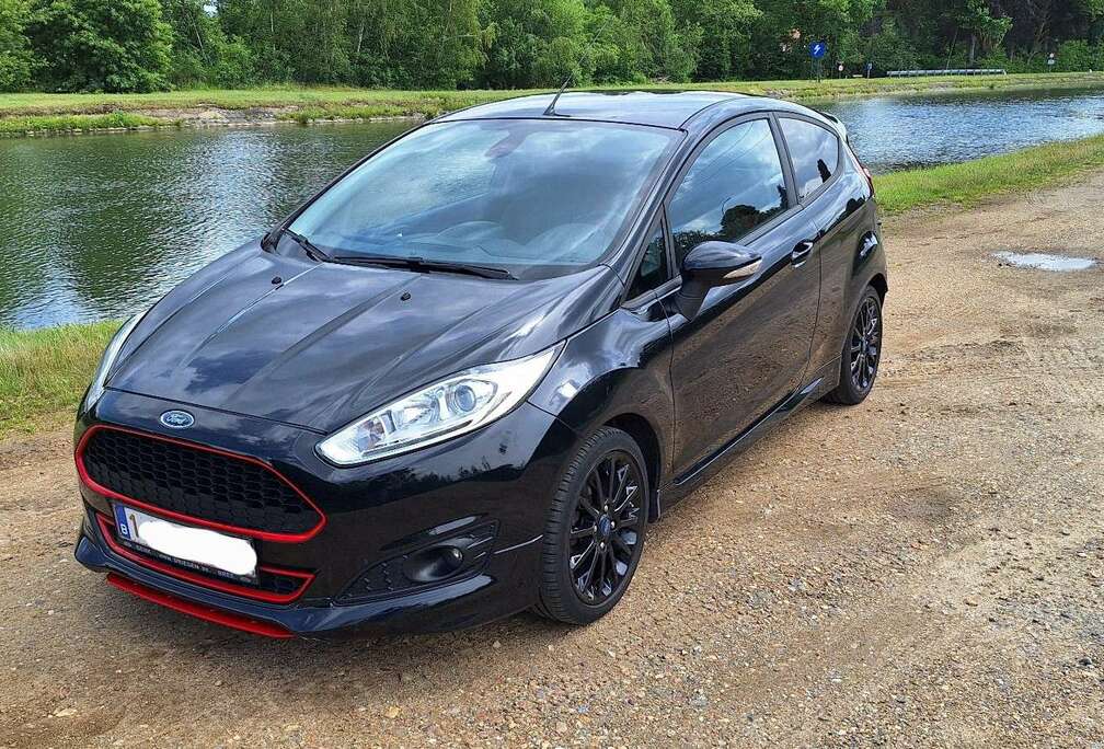Ford Black Edition 1.0 EcoBoost Sport