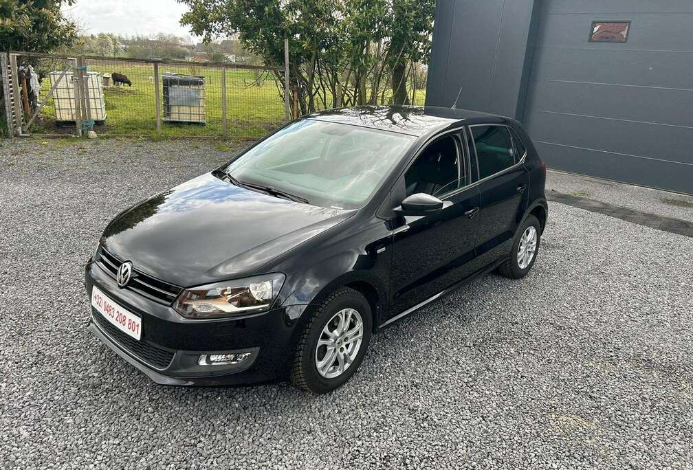 Volkswagen Volkswagen Polo 1.2essence AIRCO 2012 Euro5f Cuir