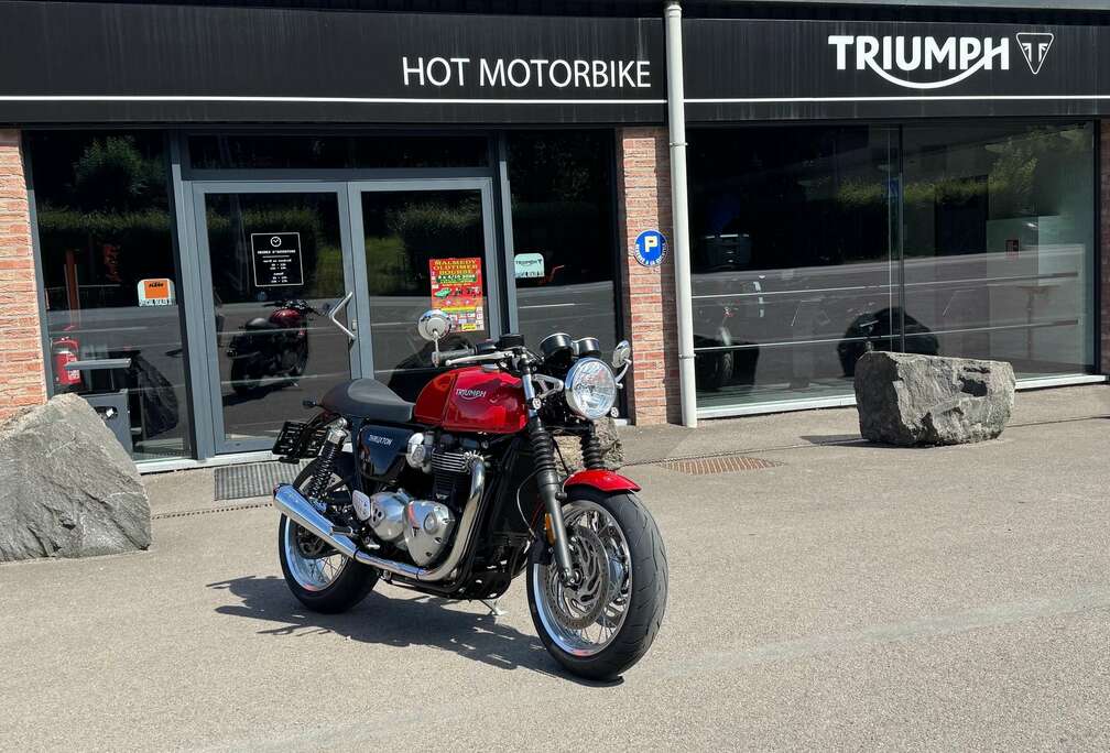 Triumph 1200 (garantie 12 mois)