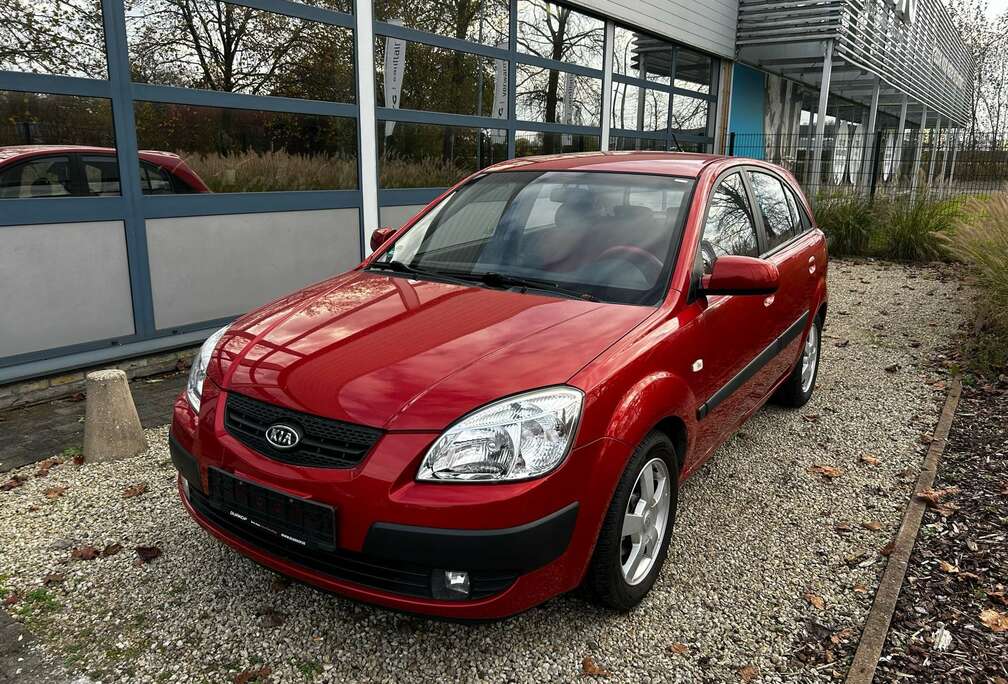 Kia 1.4 met keuring verkoop en garantie