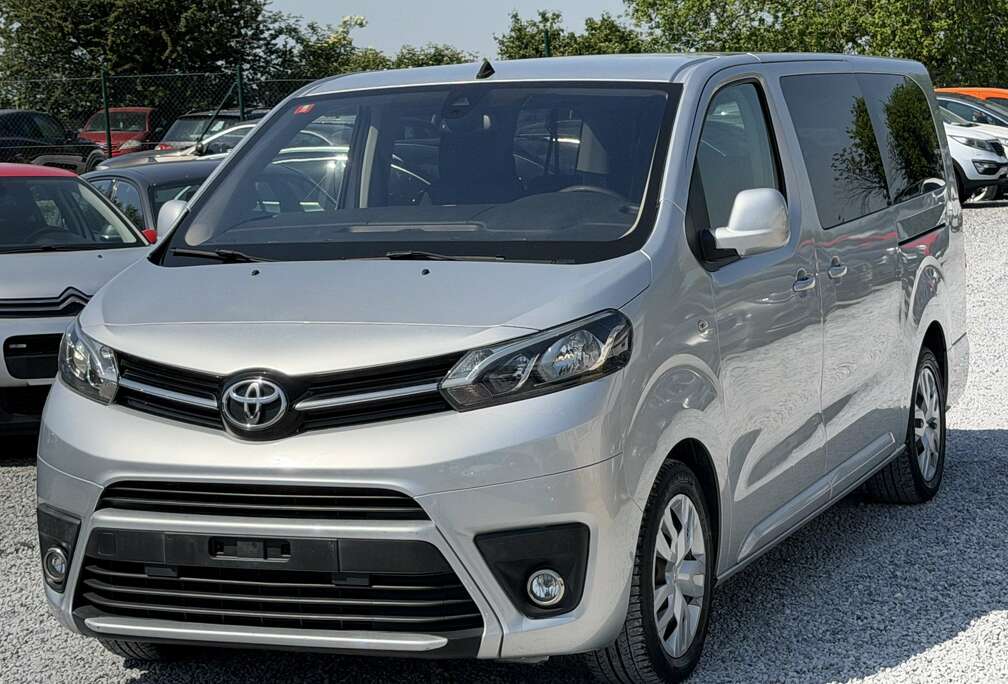 Toyota Proace Verso 2.0 D-4D Long - 8 PLACES - Toit pano