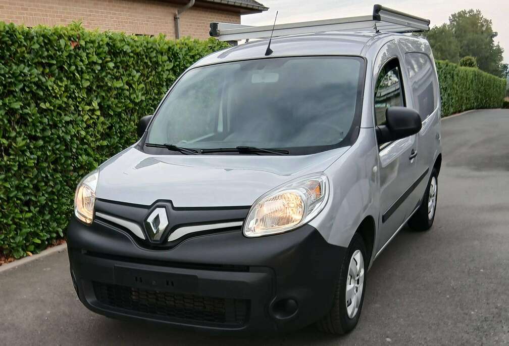 Renault 1.5 DIESEL     75.500KM   5/2021