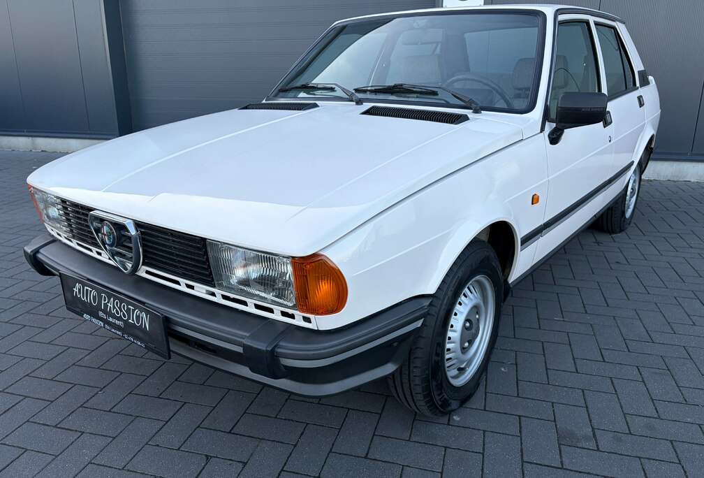 Alfa Romeo 1.6 PROCHE DU NEUF INTROUVABLE EN L\'ETAT