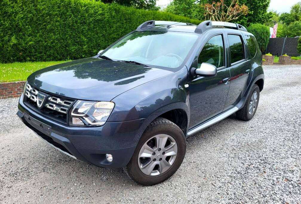 Dacia 4x2 Anniversary 2 / 1.6i / 24420 Km / 2016