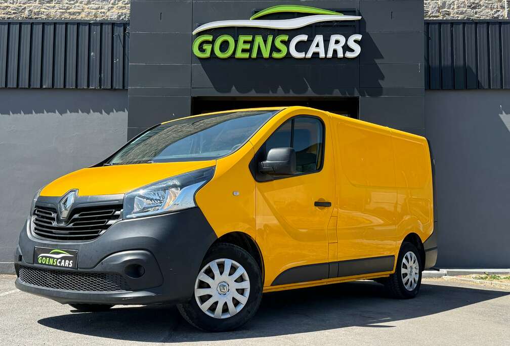 Renault 1.6dCi 3 PLACES,UTILITAIRE,TVA DÉDUCTIBLE,CLIM,RADARS…