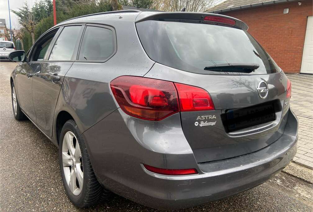 Opel Astra GSM 0489 34 99 42 EXPORT OU MARCHAND