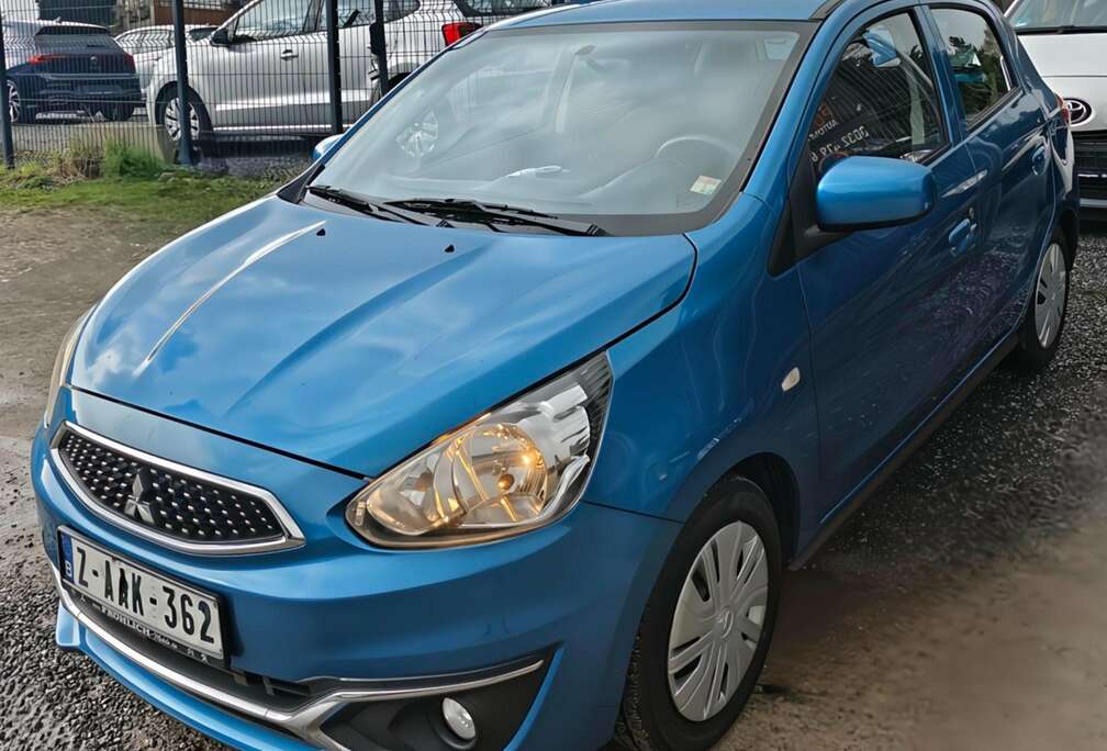 Mitsubishi Space Star 1.0i  climatisé prêt à immatriculé