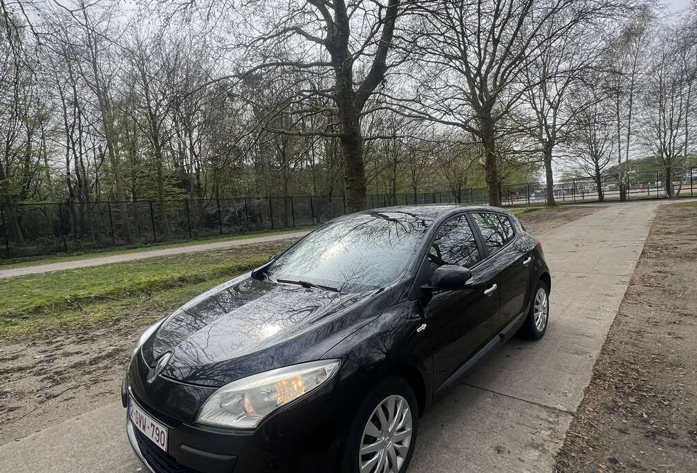 Renault 1.5 dCi TomTom Edition