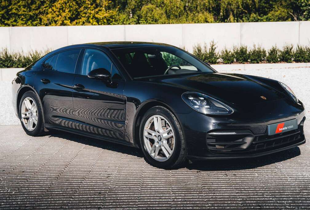 Porsche Jet Black Metallic / VAT / Sport Chrono / Heated Seats