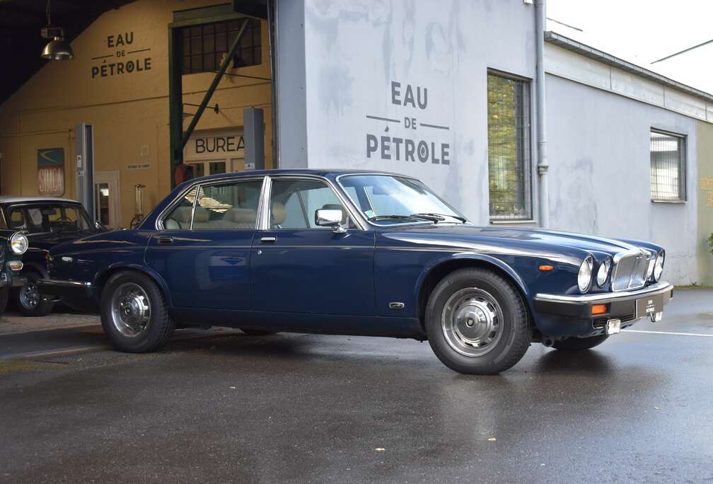 Jaguar Sovereign