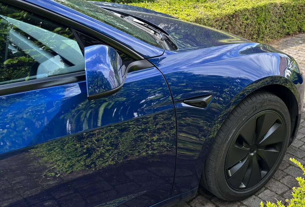 Tesla Model 3 64 kWh RWD Standart Range Premium