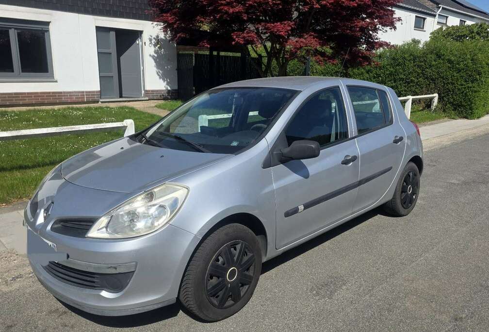 Renault 1.4i 16v Authentique