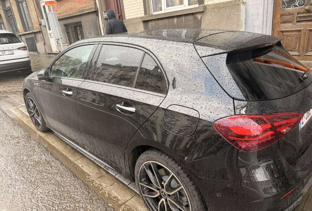 Mercedes-Benz e PHEV AMG Line (160 kW)