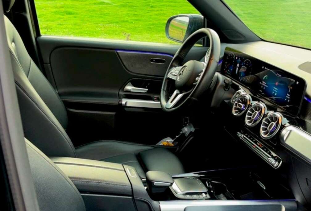 Mercedes-Benz MERCEDES GLB-180 d 7 places 2 litres